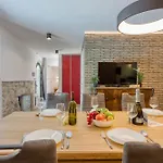 Stone Galant With Pool - Happy Apartment *