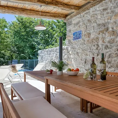 Daire Stone Galant With Pool - Happy *