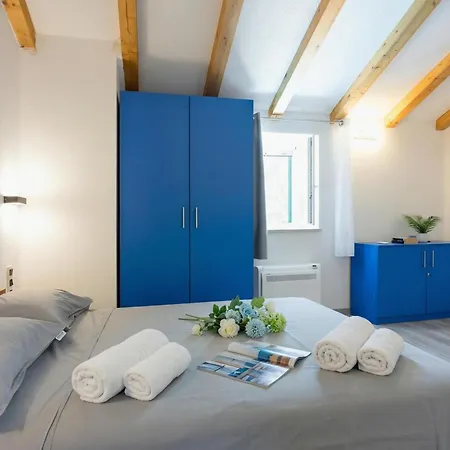 Apartman Stone Galant With Pool - Happy Brgudac