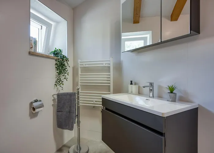 Appartamento Stone Galant With Pool - Happy