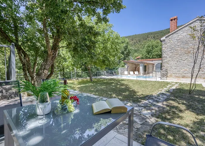 Appartamento Stone Galant With Pool - Happy Brgudac