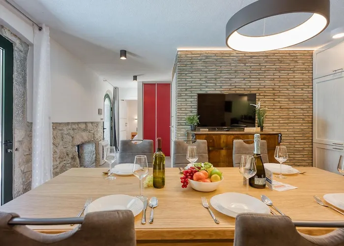 Stone Galant With Pool - Happy Appartamento Brgudac