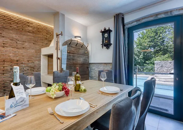 Stone Galant With Pool - Happy Appartamento