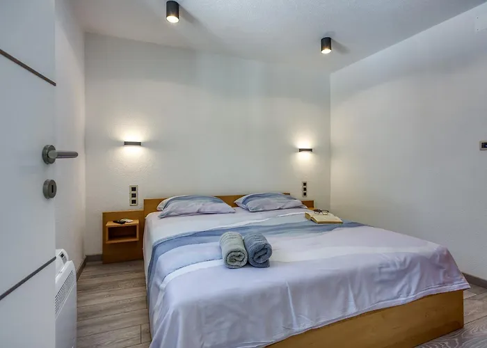 Appartamento Stone Galant With Pool - Happy *