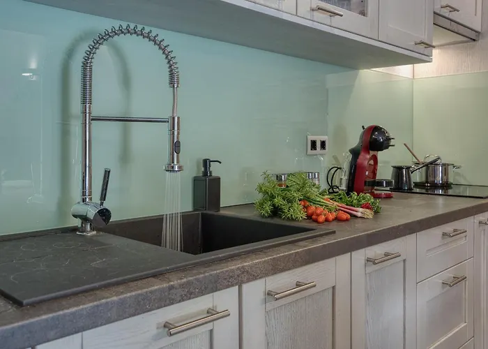 Stone Galant With Pool - Happy *