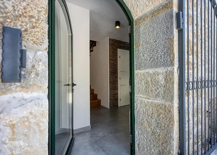 Stone Galant With Pool - Happy Appartamento Brgudac